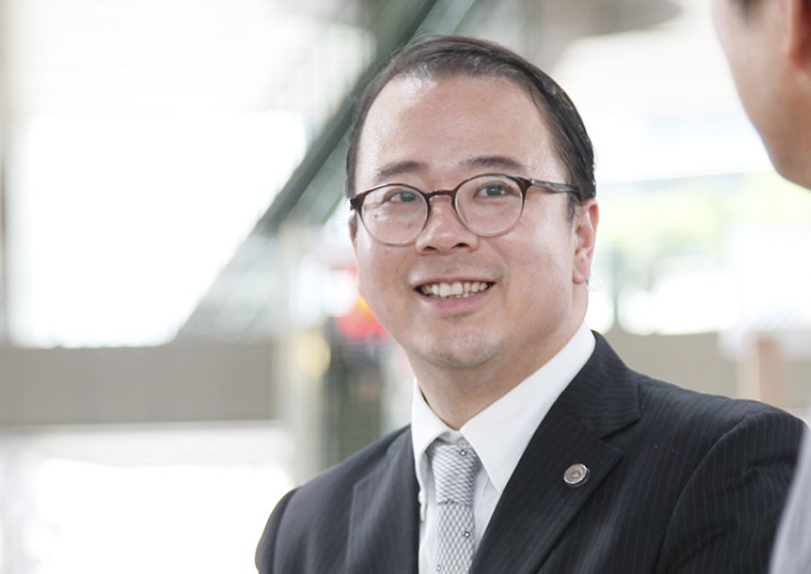 代表弁護士 伊藤 勝彦